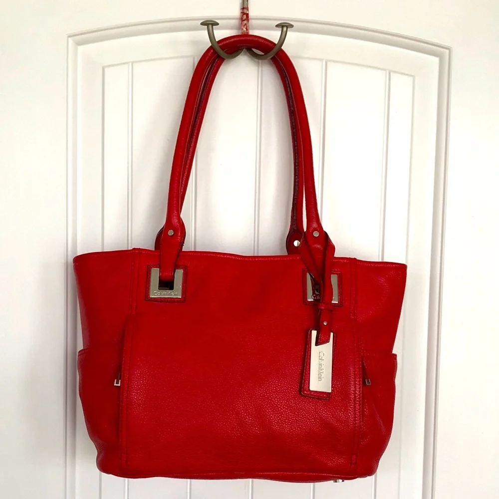 Calvin Klein Red Leather Handbag In Preloved & Gently Used Condition! - Picture 1 of 14
